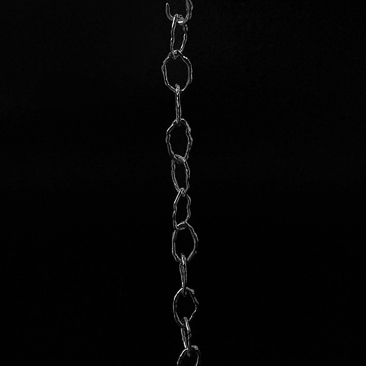 Close up of Baby Necklace smooth chain links